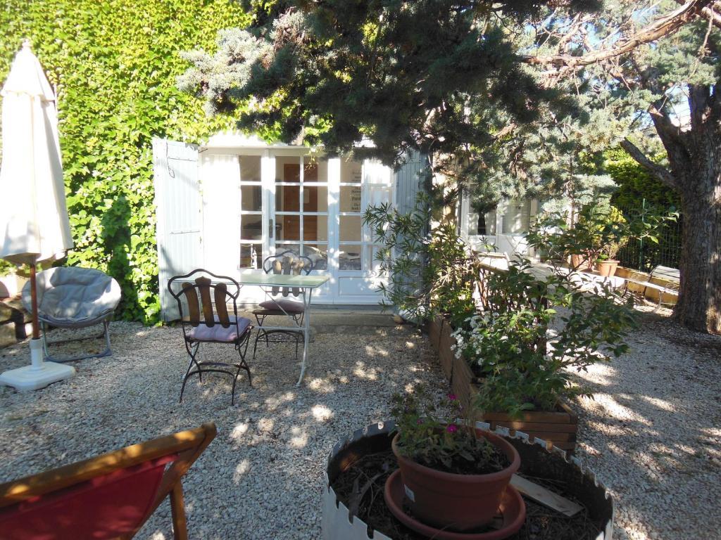 Chambres d'Hôtes Saint Vérédème Pujaut Exterior foto